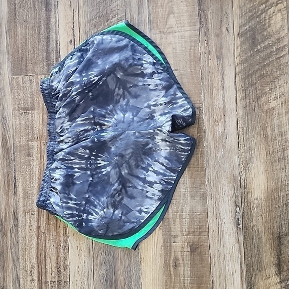 Nike Dri-Fit Running Shorts Sz Medium - Picture 3 of 4